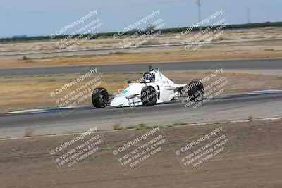 media/Jun-04-2022-CalClub SCCA (Sat) [[1984f7cb40]]/Group 3/Qualifying (Sweeper)/